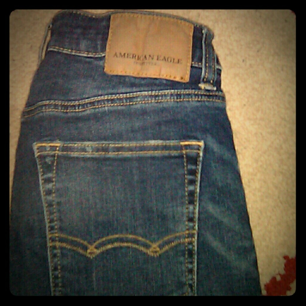 American Eagle &  Levi jeans